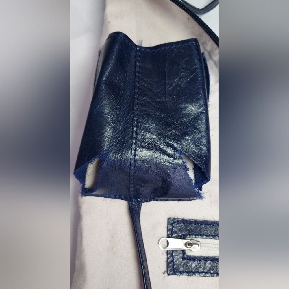 Cristina Leizzarrague Boho- Chic Leather Bag Navy Blue RARE FIND! - Picture 12 of 16